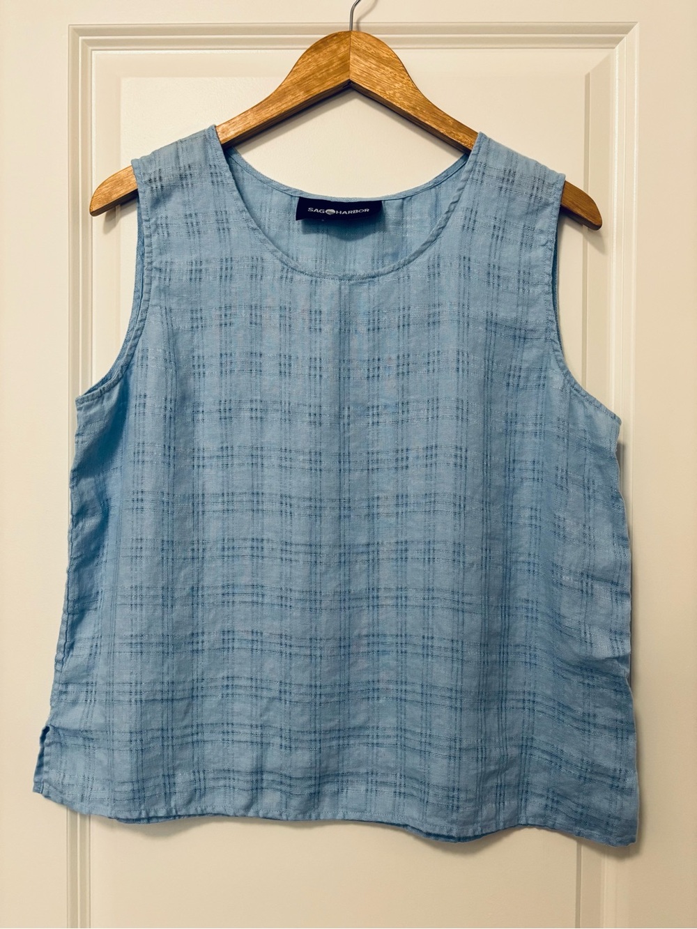 Sag Harbor Light Blue Sleeveless Top, Size L